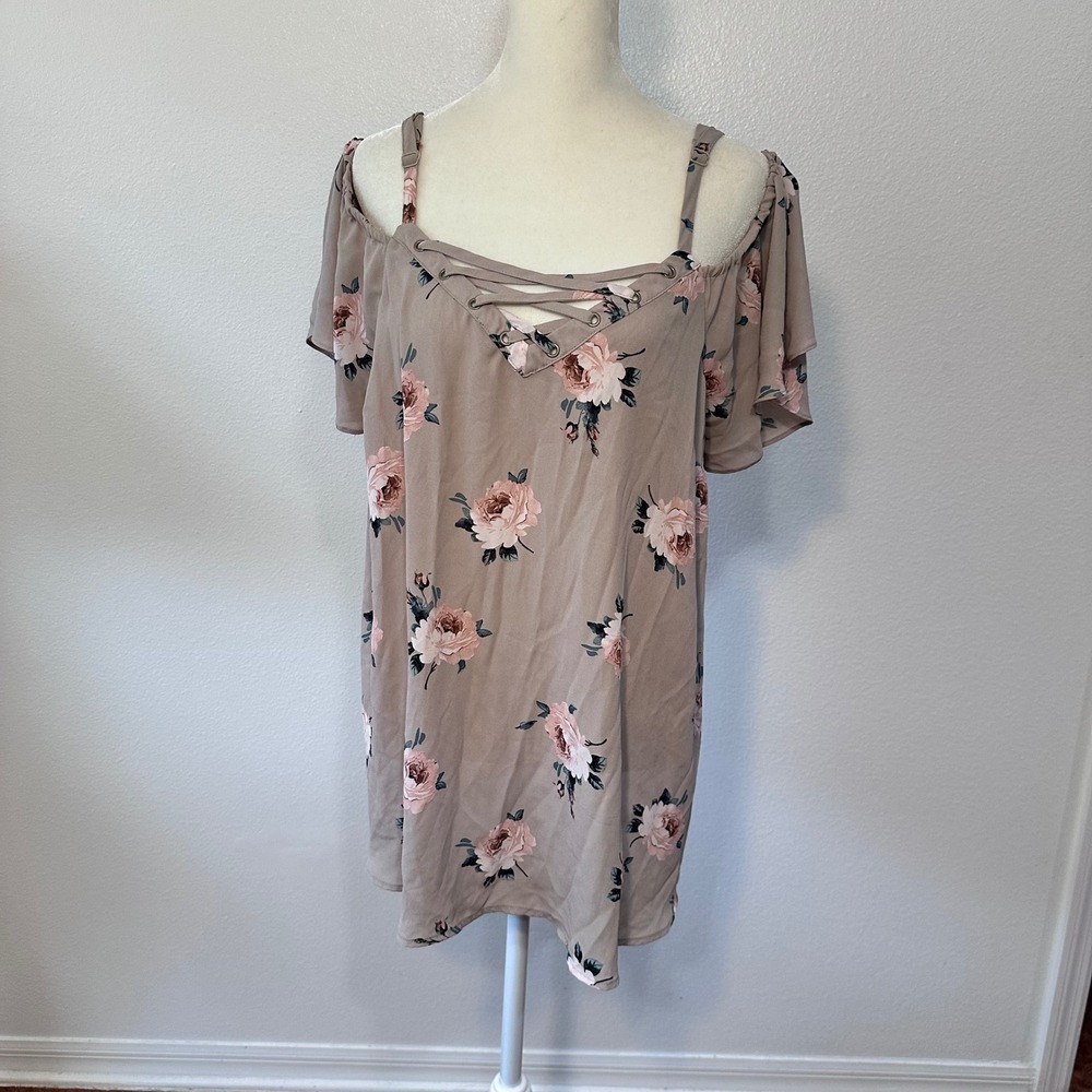 Torrid Floral Lace Up Top Plus Size Lightweight Women 1 Mauve
